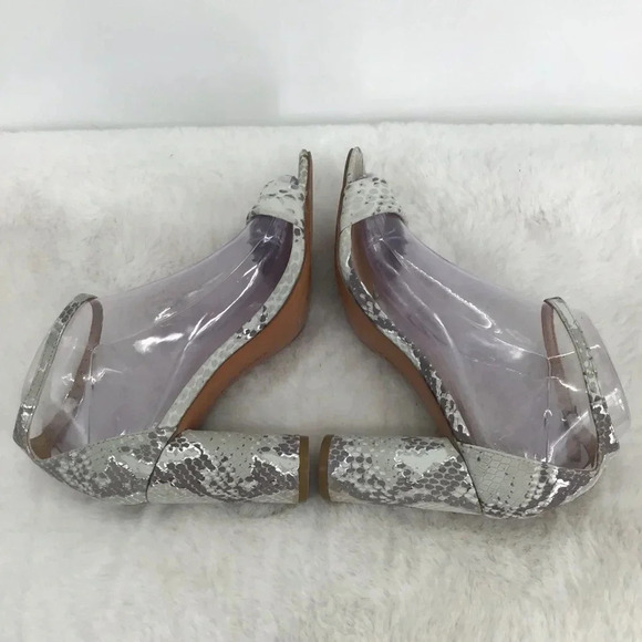 Banana Republic Leather Faux Embossed Reptile Print Ankle Strap Sandal Size 7.5 - Picture 6 of 11